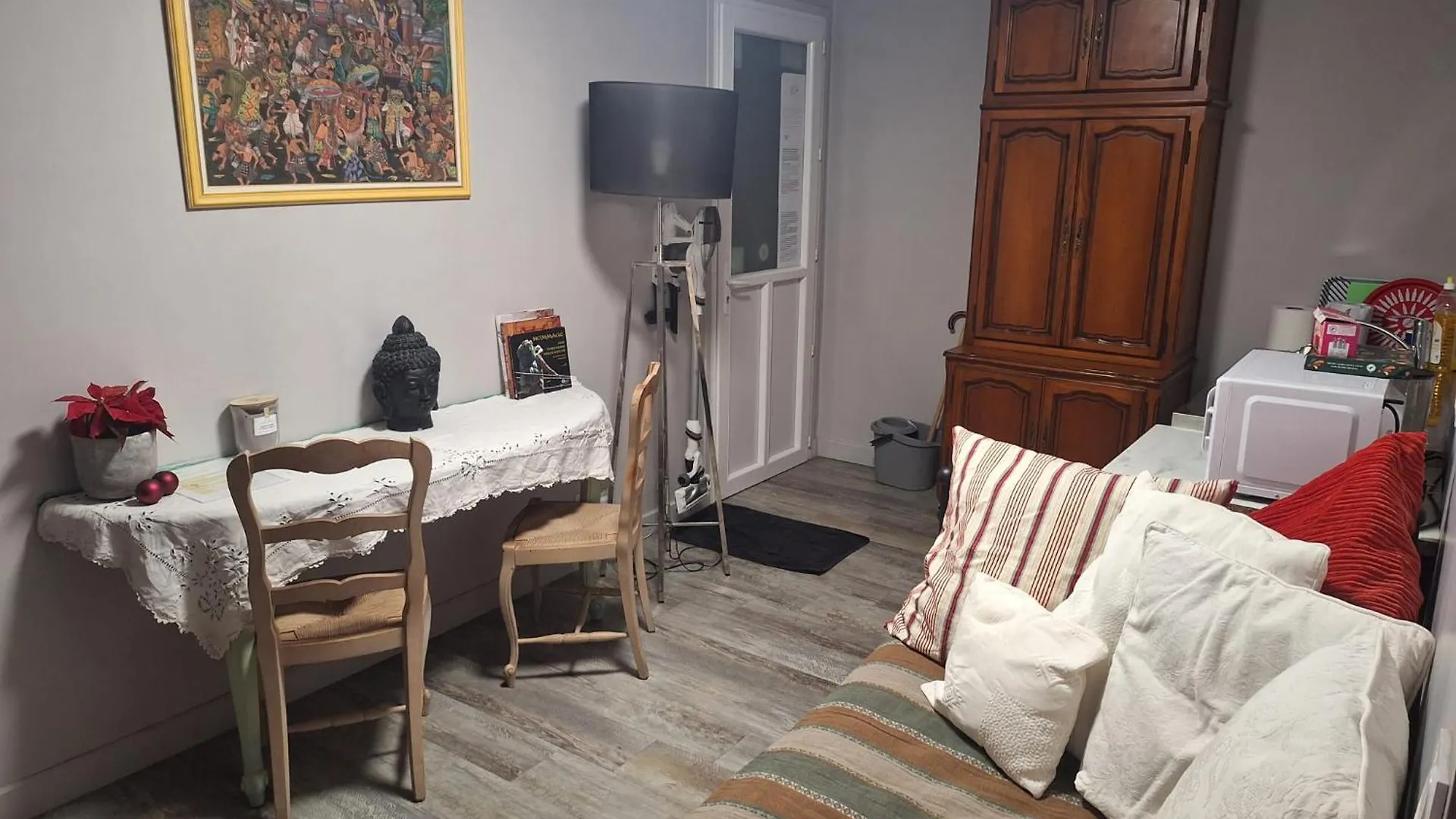 Site Paradis Rue Colibri Avignon 0*,  France
